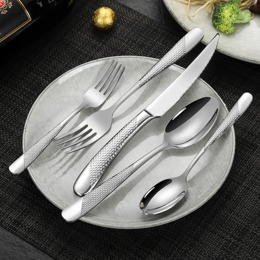 Astal Hammered Glossy Silver Flatware Set
