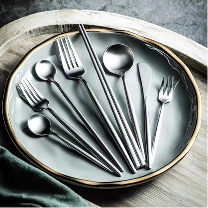 Minimalist Matte Silver Flatware Set - SILVER - Lemeya